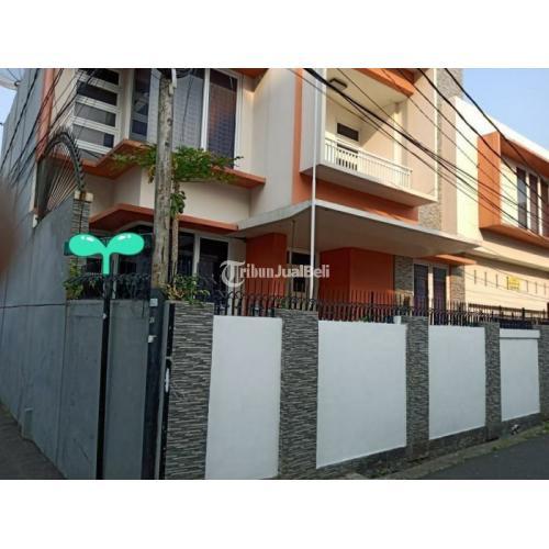 Dijual Rumah siap huni 4 Kamar Garasi Luas Bekas Full Furnished - Jakarta Selatan