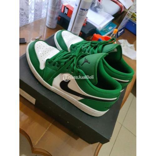 Sepatu sneakers nike top original