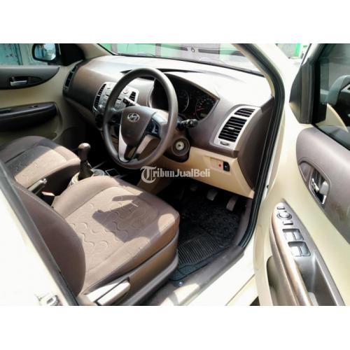 Mobil Hyundai i20 2009 Manual Bekas Orisinil Siap Pakai Harga Nego - Semarang