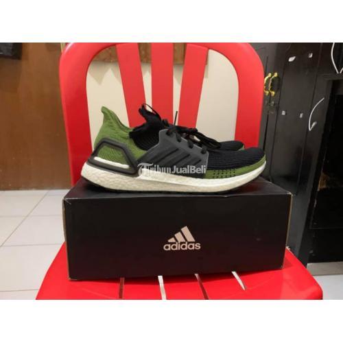 Sepatu running adidas outlet original