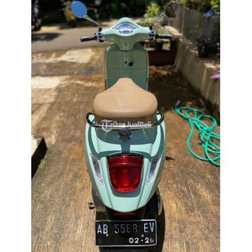 Motor Vespa Primavera iGet ABS 2021 Green Relax Bekas Pajak Hidup Surat Lengkap Istimewa - Bantul