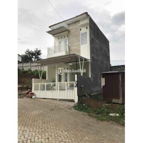 Rumah Eklusif 2 Lantai Tipe 70 Lokasi Strategis Dekat Tempat Wisata - Batu