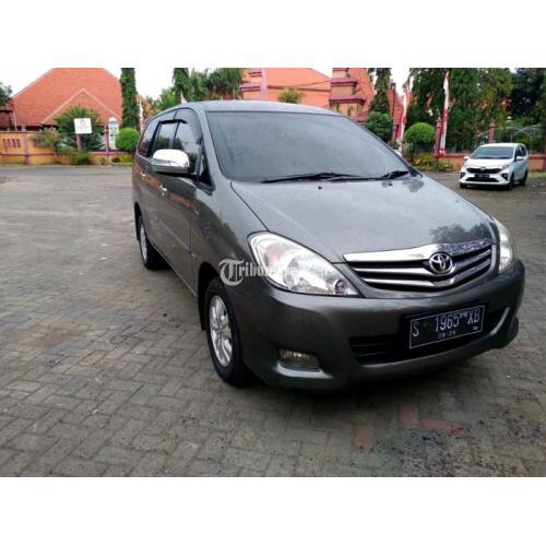 Mobil Toyota Kijang Innova 2011 Grey Second Siap Pakai - Sidoarjo