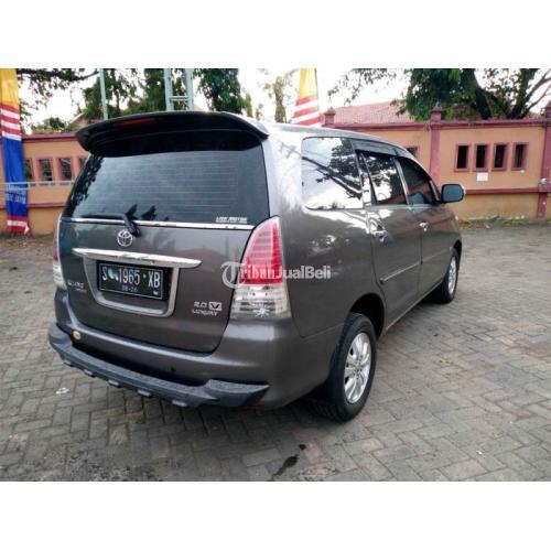 Mobil Toyota Kijang Innova 2011 Grey Second Siap Pakai - Sidoarjo