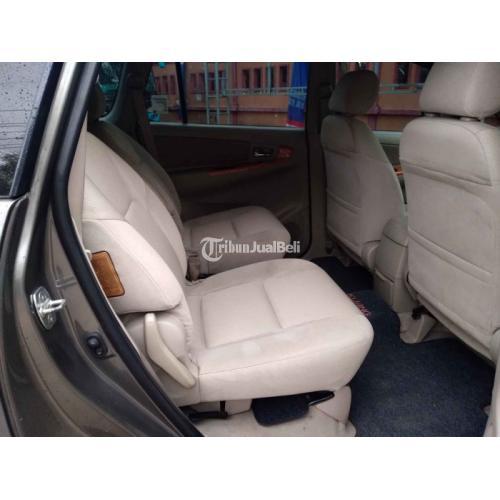 Mobil Toyota Kijang Innova 2011 Grey Second Siap Pakai - Sidoarjo