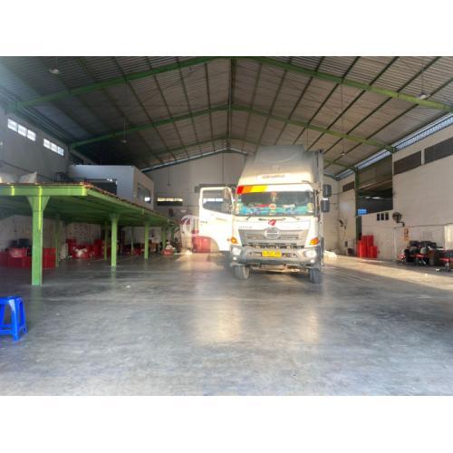 Disewakan Gudang Bangunan 971 m2 Parkir Luas di Jl.Buluh Indah - Denpasar Bali