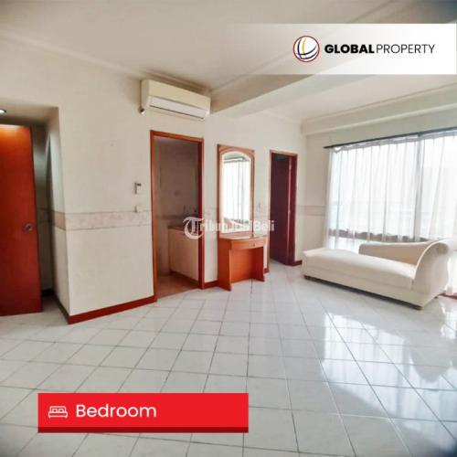 Semi Furnished 3 Bedroom, Low Floor at Taman Anggrek Condominium