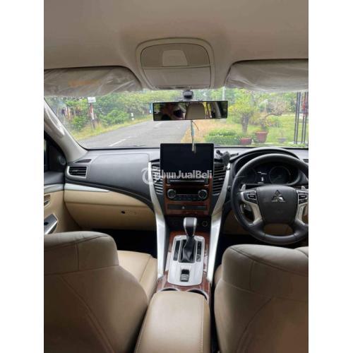 Mobil Mitsubishi Pajero Sport Dakar 2018 Hitam Seken Surat Lengkap Siap Pakai - Kebumen