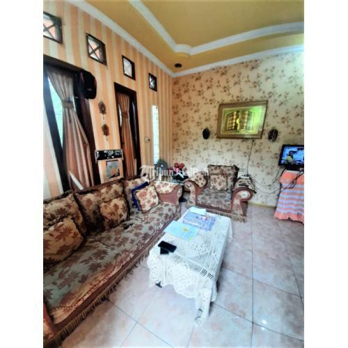 Rumah 2 Lantai Posisis Hoek Perumahan Taman Harapan Baru  Bekasi