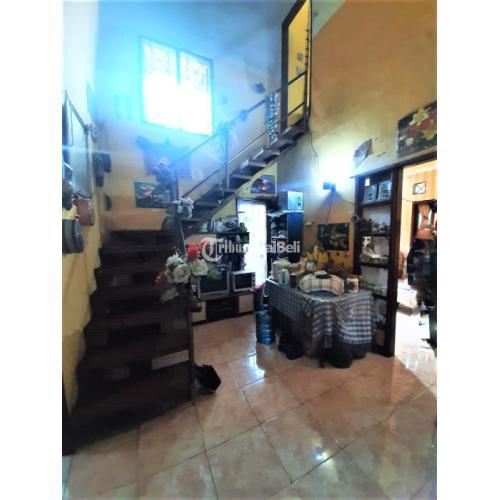 Rumah 2 Lantai Posisis Hoek Perumahan Taman Harapan Baru  Bekasi