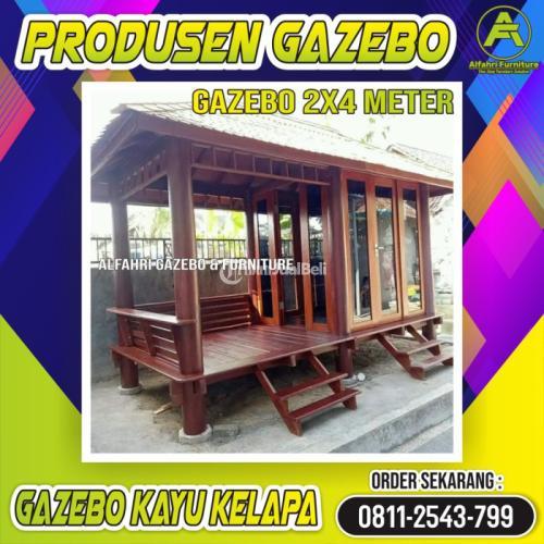 Gazebo Mushola Minimalis Kayu Kelapa 2x4 Meter Dinding Kaca Karawang
