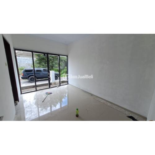 RUMAH CANTIK 2 LANTAI TEPI JALAN UTAMA PURWOMARTANI