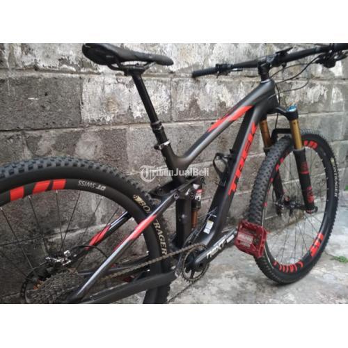 Sepeda Trek Fuel 9.9 29er Size M Carbon Full Bekas Mulus Like New