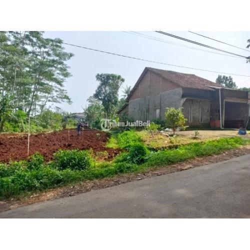 Tanah kavling premium di tengah perkampungan dan public space