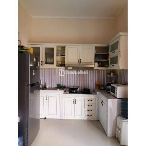 Rumah Mewah Luas 300 m2 4KT 2KM Parkiran Luas Dekat Wiyoro Sekarsuli - Bantul