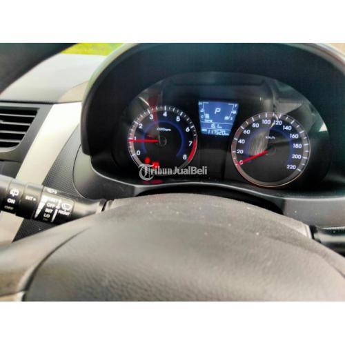 Mobil Hyundai Grand Avega 2012 Bekas Seperti Baru Siap Pakai - Magetan