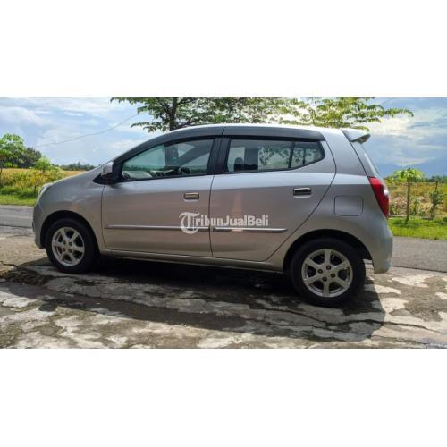 Mobil Daihatsu Ayla Tipe X 2014 Silver Second Manual Bagus Tinggal Pakai Surat Lengkap - Madiun