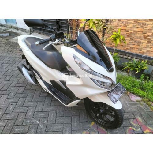 Motor Honda PCX Tahun 2018 Bekas Warna Putih Pajak Hidup - Surabaya