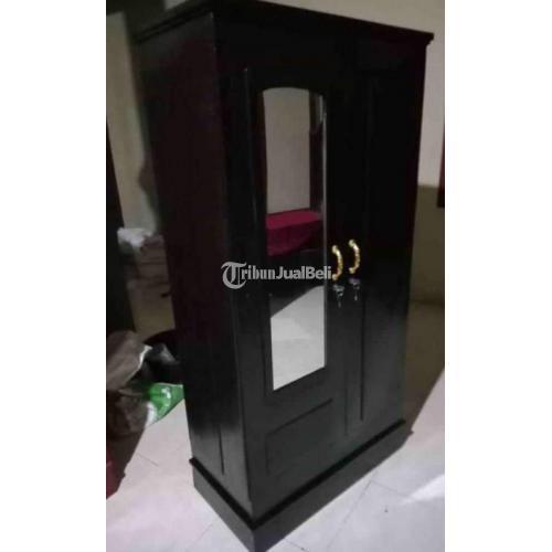 Lemari Baju dari Kayu Meranti Cocok untuk Kos Plitur Halus Siap Kirim - Gresik