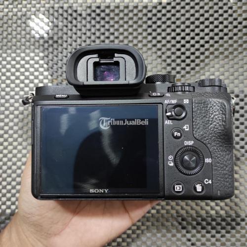 Kamera Mirrorless Sony A7 Mark II Fullset Mulus Bekas Normal Sensor