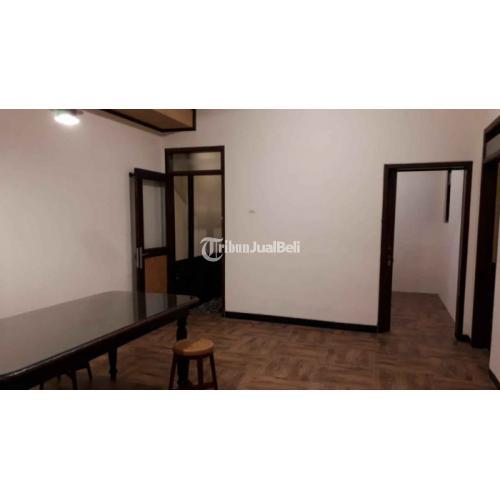 Rumah Cantik Lokasi Strategis LT114 LB70 2KT 1KM Sertifikat SHM - Malang