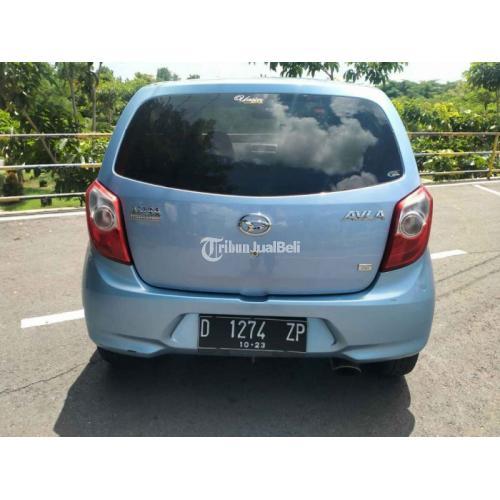 Mobil Daihatsu Ayla Tahun 2013 Bekas Surat Lengkap Warna Biru Harga Nego - Madiun