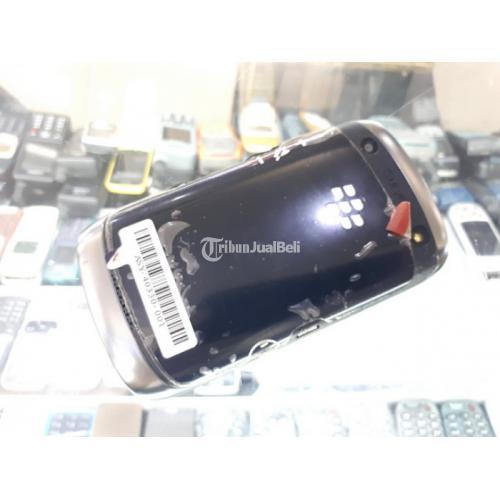 Hape Seken Blackberry 9380 Orlando Mulus Normal Eks Garansi Resmi TAM