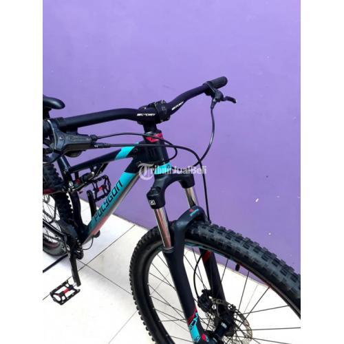 Sepeda Polygon Ray 3 Second Upgrade Size S 27,5 Harga Nego - Bandung