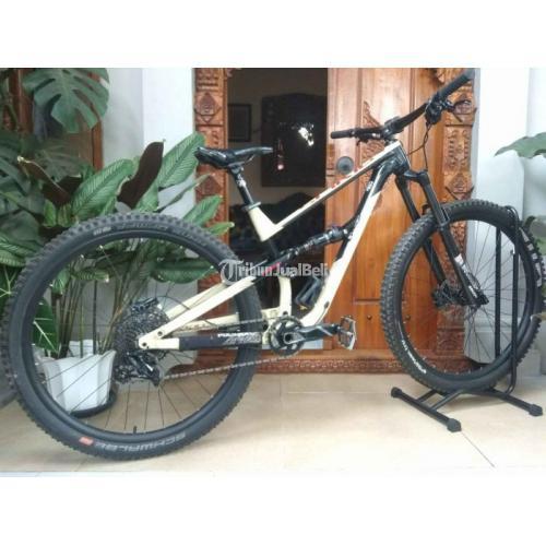 Sepeda MTB Polygon Siskiu D7 Size M 29 Bekas Like New Normal Siap Pakai - Tangerang Selatan