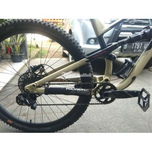 Sepeda MTB Polygon Siskiu D7 Size M 29 Bekas Like New Normal Siap Pakai - Tangerang Selatan