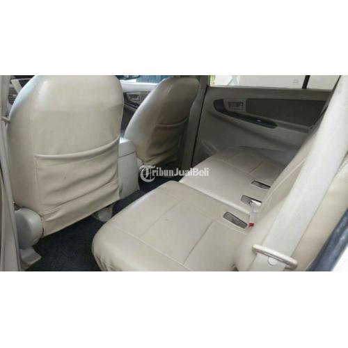 Mobil Toyota Kijang Innova Tahun 2015 Bekas Warna Putih Manual - Bekasi