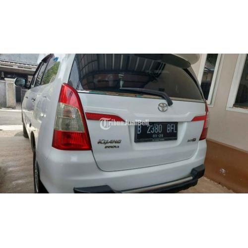 Mobil Toyota Kijang Innova Tahun 2015 Bekas Warna Putih Manual - Bekasi