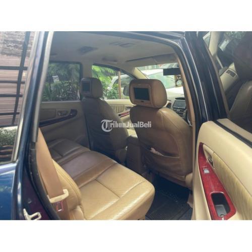 Mobil Toyota Innova V th 2004/2005 Matic Bekas Orisinil Siap Pakai Surat Lengkap - Tangerang Selatan