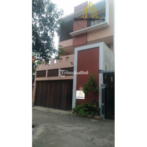 JUAL CEPAT RUMAH SECOND MULTIFUNGSI LOKASI STRATEGIZ DALAM KOMPLEK PERUMAHAN CIBOLERANG BANDUNG