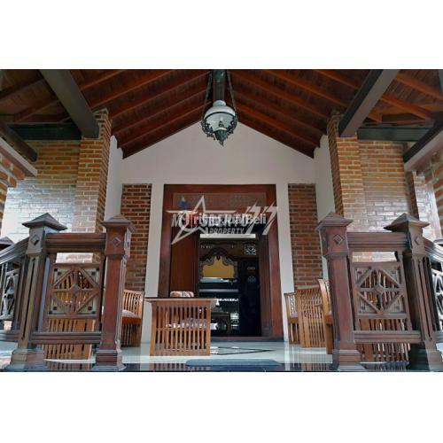 Dijual Rumah 3 Lantai Plus Kolam Renang - Sleman