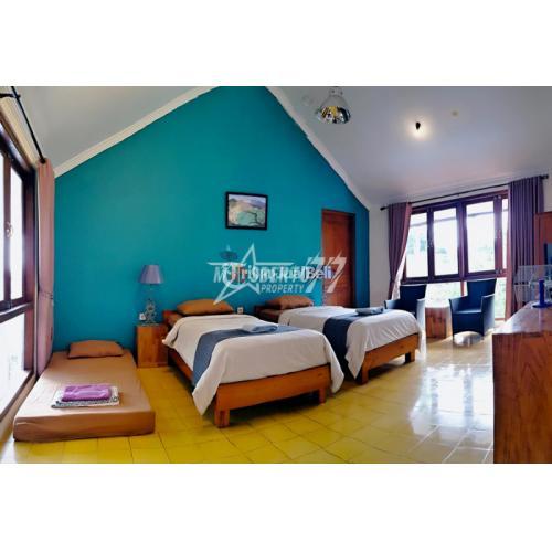 VILLA dan GUEST HOUSE Plus Kolam Renang