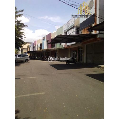 Dijual 1 unit ruko 2,5 lantai bangunan thn 2018 lokasi strategis pinggir jalan ramai di Cijambe Bdg-