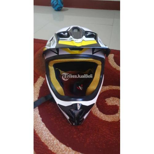 Helm Fullface Downhill GT Size L Setara M Masuk Bekas Sangat Mulus Aman - Garut