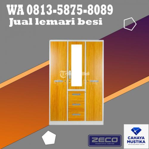 Lemari Baju Plat Besi