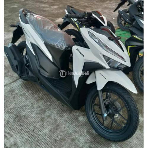Honda Vario 125 ISS ( Promo Kredit )