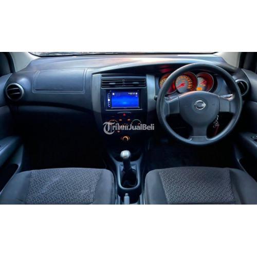 Mobil Nissan Grand Livina Tahun 2011 Bekas Manual Wana Hitam Pajak Panjang - Mojokerto