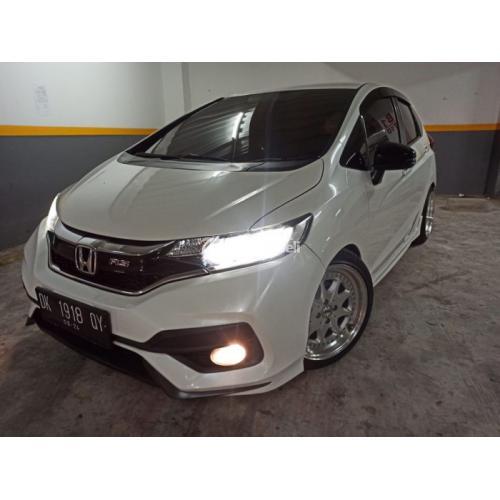Mobil Honda Jazz RS 2018 Putih Seken Pajak Panjang Siap Pakai - Denpasar