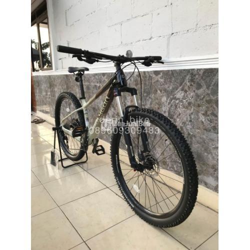 Sepeda MTB Polygon Xtrada 6 2021 Size S 27 5 Bekas Fungsi Normal