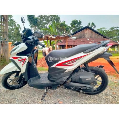 Motor Honda Vario 125 2015 Putih Seken - Banyumas