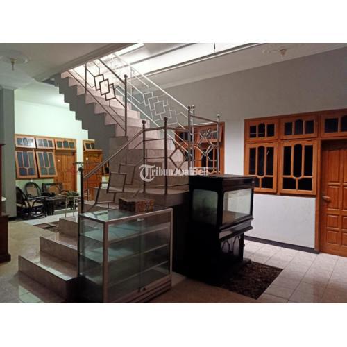 Dijual Rumah Mewah 5KT 4KM + Kost 11 Kamar di Suhut - Kota Malang