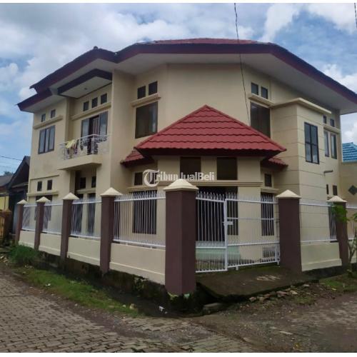 RUMAH DENGAN 5 KAMAR TIDUR DI KOTA MAKASAAR