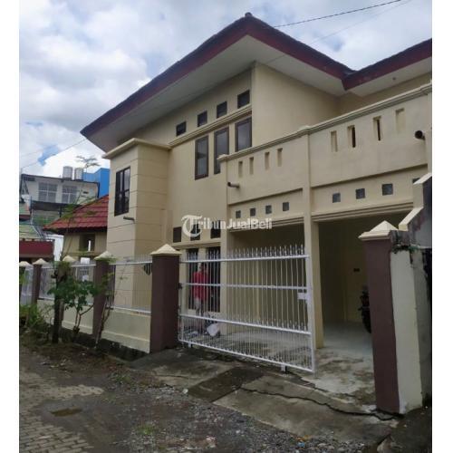 RUMAH DENGAN 5 KAMAR TIDUR DI KOTA MAKASAAR