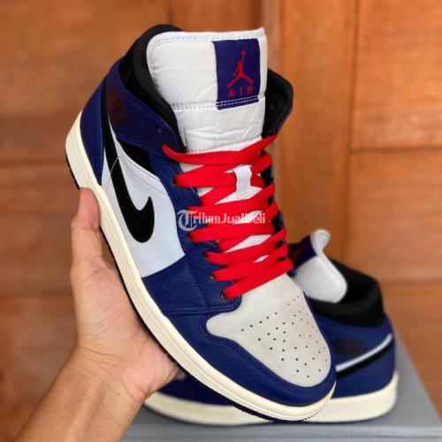 Sepatu Sneakers Air Jordan 1 Mid Deep Royal US 9 / EUR 42,5 VNDS Fullset - Bekasi