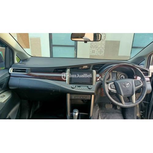 Mobil Toyota Kijang Innova 2.0 Q AT 2018 Bensin Bekas Terawat Fullset Mulus - Bogor