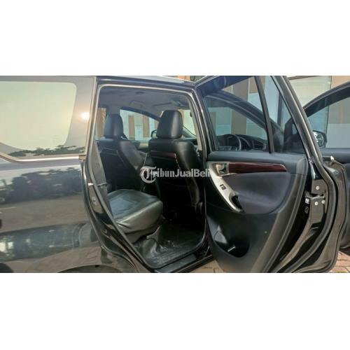 Mobil Toyota Kijang Innova 2.0 Q AT 2018 Bensin Bekas Terawat Fullset Mulus - Bogor